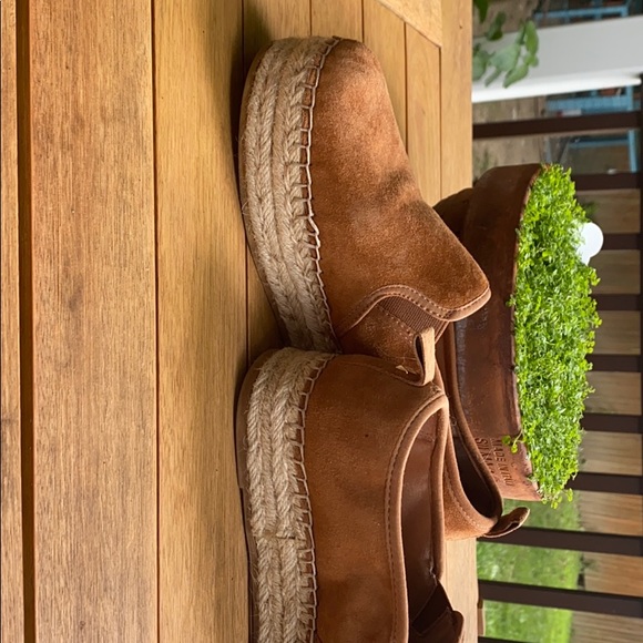 Sam Edelman platform slides - Picture 2 of 9